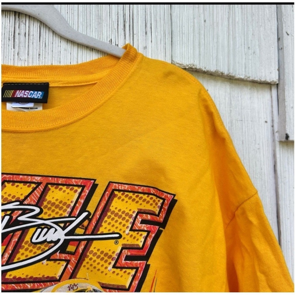 NASCAR Kyle Busch Joe Gibbs Racing 18 M&Ms Yellow Graphic T-Shirt Mens XL 2010 - Picture 2 of 6